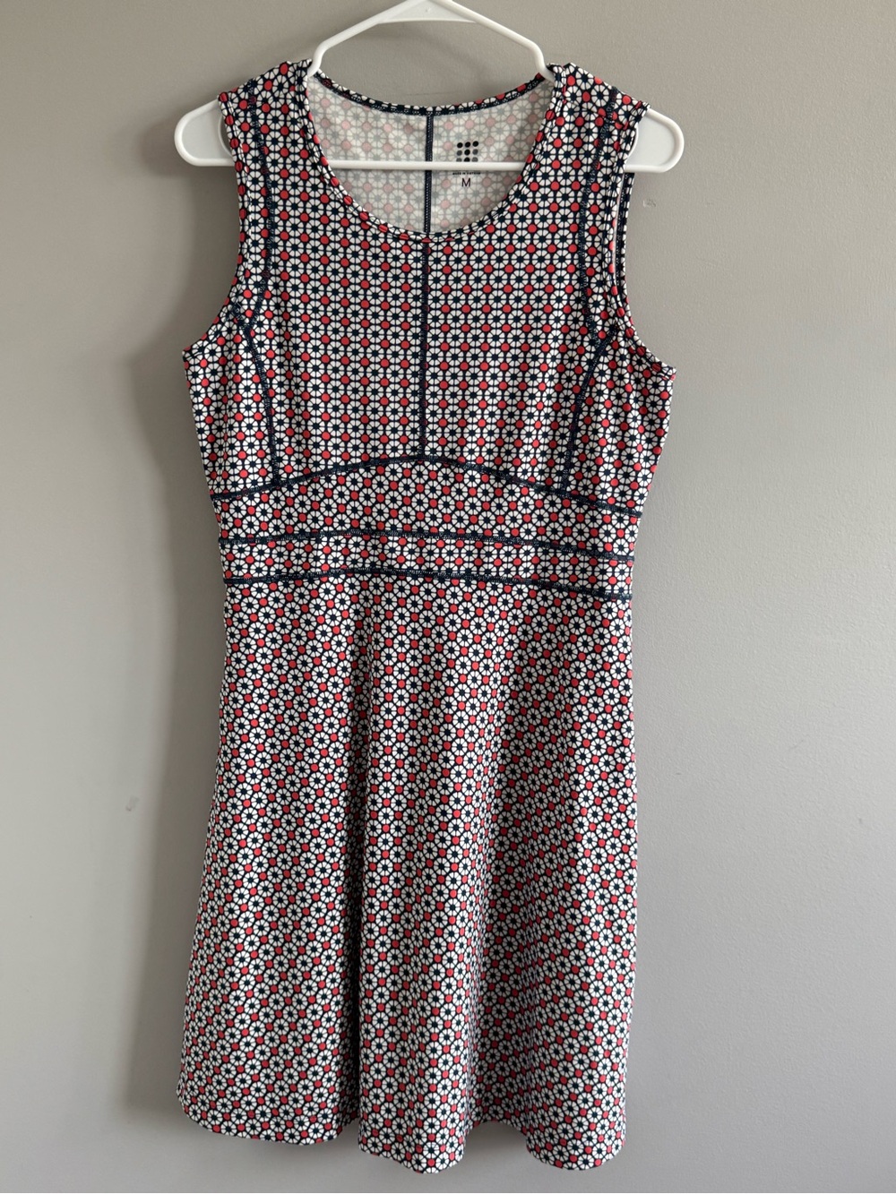 Title Nine Sleeveless Fit & Flare Athletic‎ Travel Dress Medium Geo Print